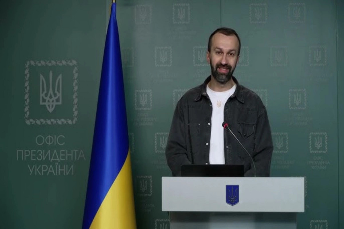 Yermakın müşavirləri və köməkçiləri də işdən çıxarılıb