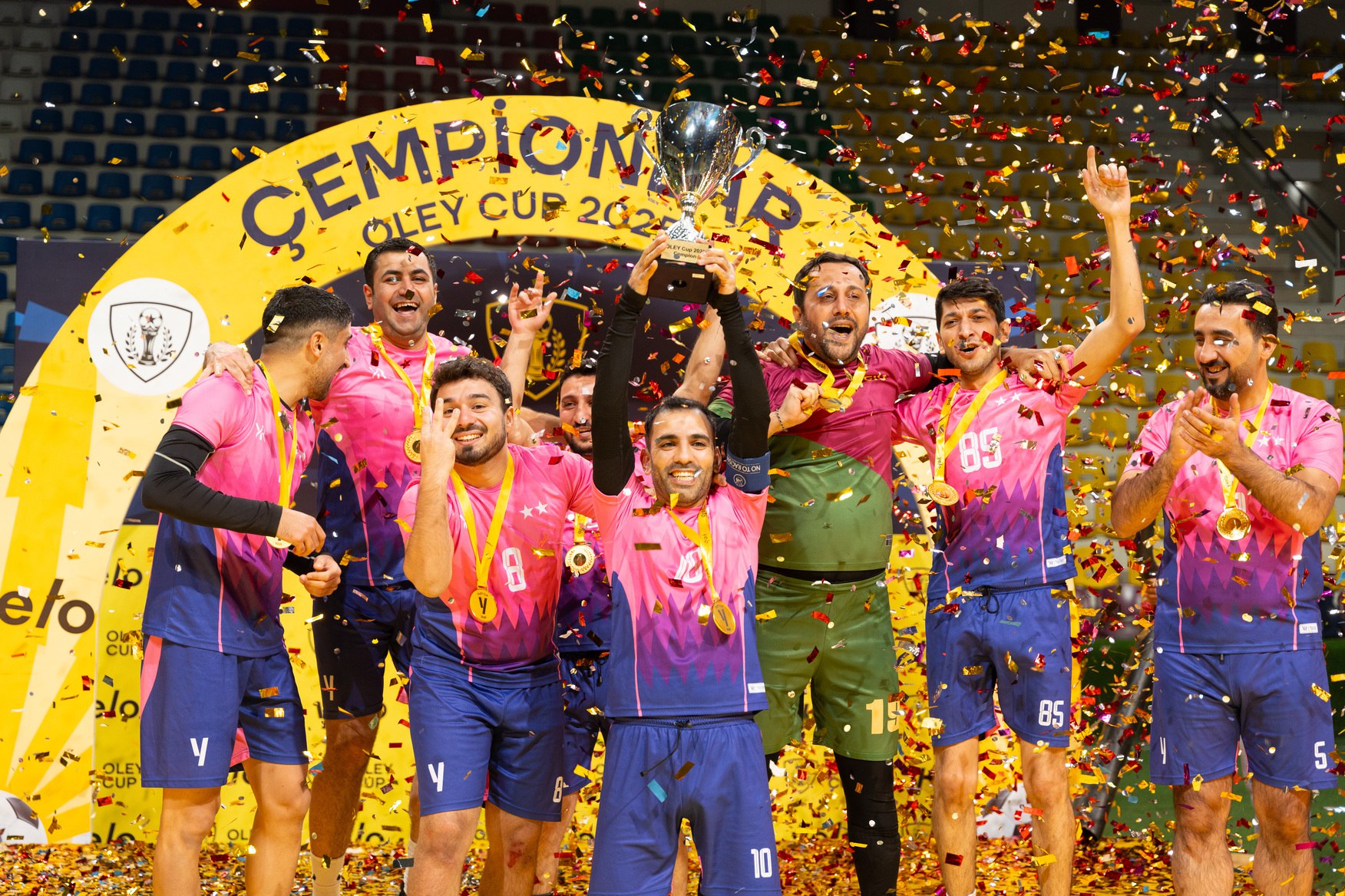 Yelo Bank əməkdaşları arasında futbol çempionatı keçirilib - FOTOLAR