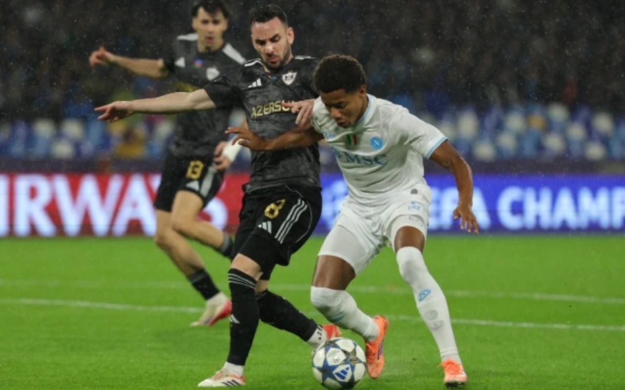 UEFA "Qarabağ"la oyuna görə "Napoli"ni cərimələdi