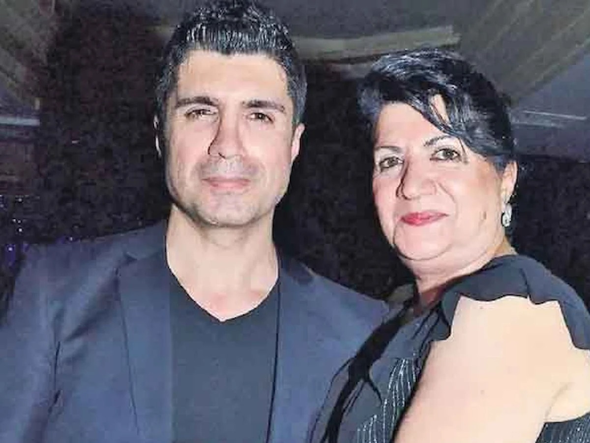 Özcanın anası xərçəngdən əziyyət çəkir