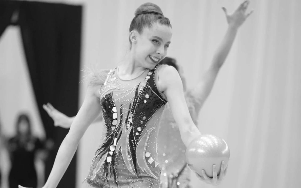 18 yaşlı gimnast vəfat etdi