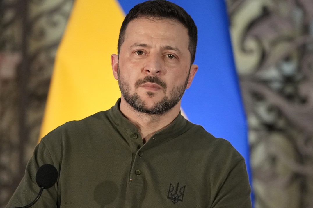 Zelenski: "Sülh sazişi üzrə bəzi sənədlər artıq hazırdır"