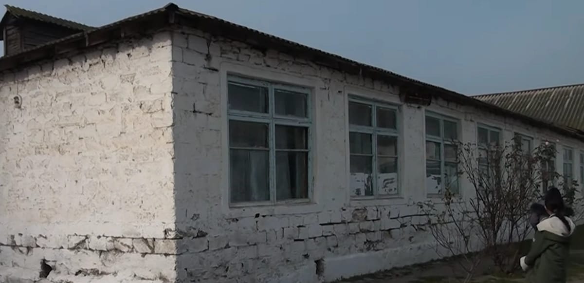 "Bu şəraitdə uşağımı məktəbə qoymaram" - Şahhüseynli kəndindən etiraz - VİDEO