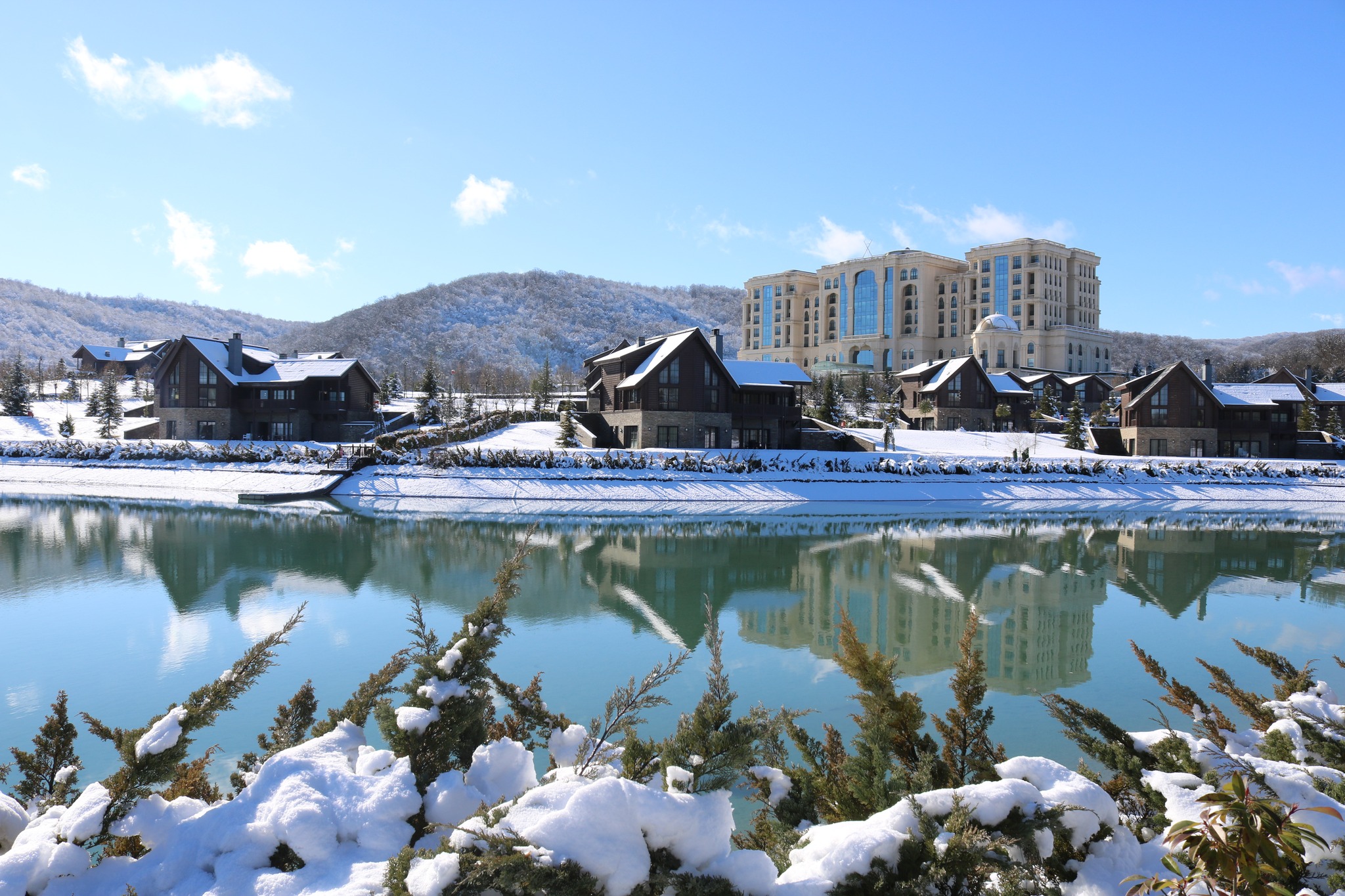 Quba Palace Hotel-də Yeni İl şou proqramı: ulduz ifalar, qala şam yeməyi və ailəvi əyləncə
