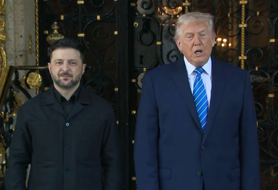 Trampla Zelenski arasında görüş başlayıb