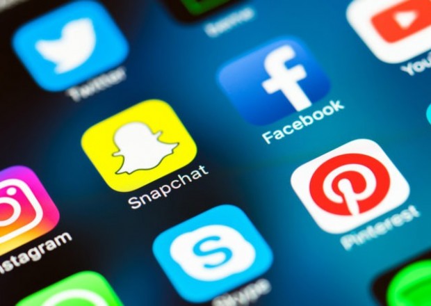 Fransa sosial şəbəkələri məhdudlaşdırmağı planlaşdırır