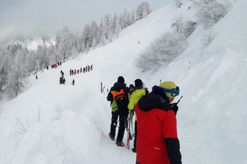İsveçrədə dağ-xizək kurortunda partlayış olub, bir neçə nəfər ölüb