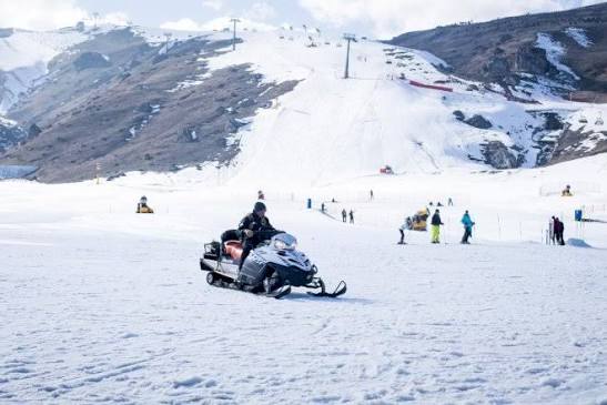 Şahdağ yolu buz bağladı - VİDEO