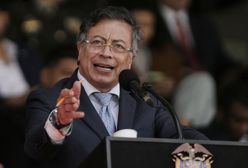 Qustavo Petro: Kolumbiya Venesuela ilə sərhədə hərbi qüvvə göndərəcək