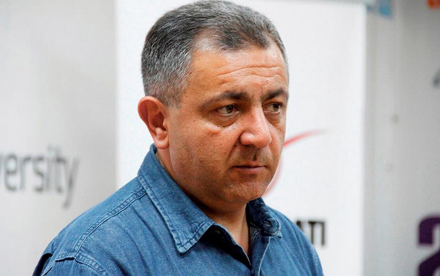 Dövlət əleyhinə çağırışlarda təqsirləndirilən Ərəstun Oruclunun məhkəməsi başlayıb