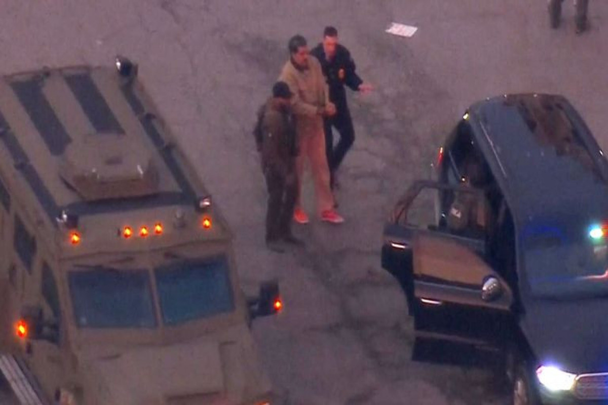 Maduro helikopterlə məhkəməyə aparılır - VİDEO