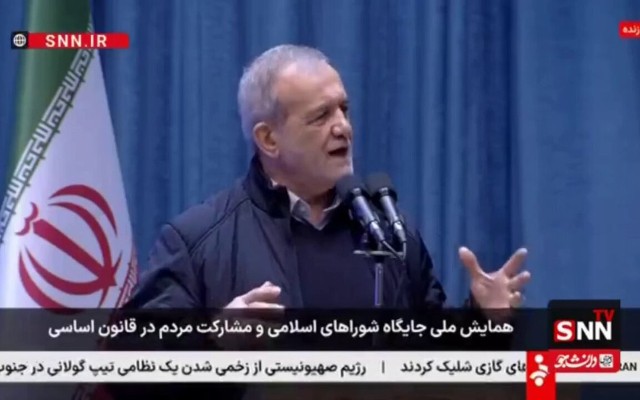 Pezeşkian tənqidlərə Azərbaycan dilində atalar sözləri ilə cavab verdi - VİDEO