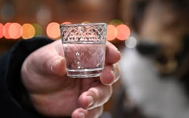 37 yaşlı kişi spirtli içkidən zəhərlənib öldü