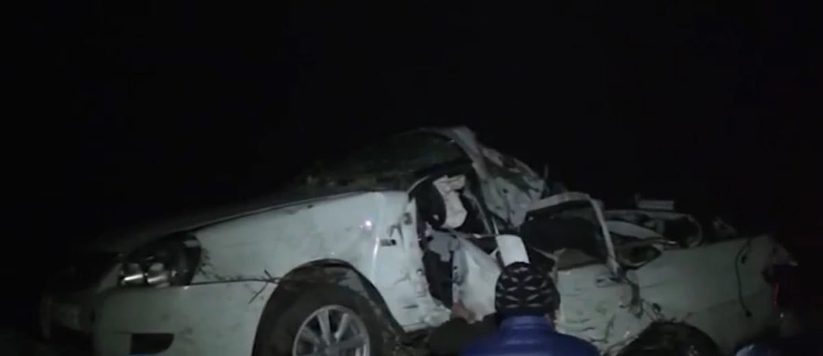 Zaqatalada maşın aşdı - Ölən var