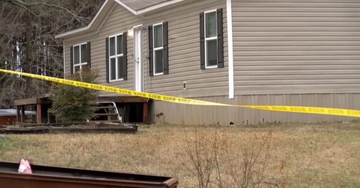 ABŞ-də atışma: Yeddi yaşlı qız daxil olmaqla, altı nəfər qətlə yetirildi