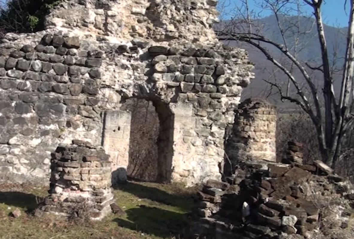 Qaxda yerləşən dünya əhəmiyyətli abidə nə zaman bərpa olunacaq? - VİDEO