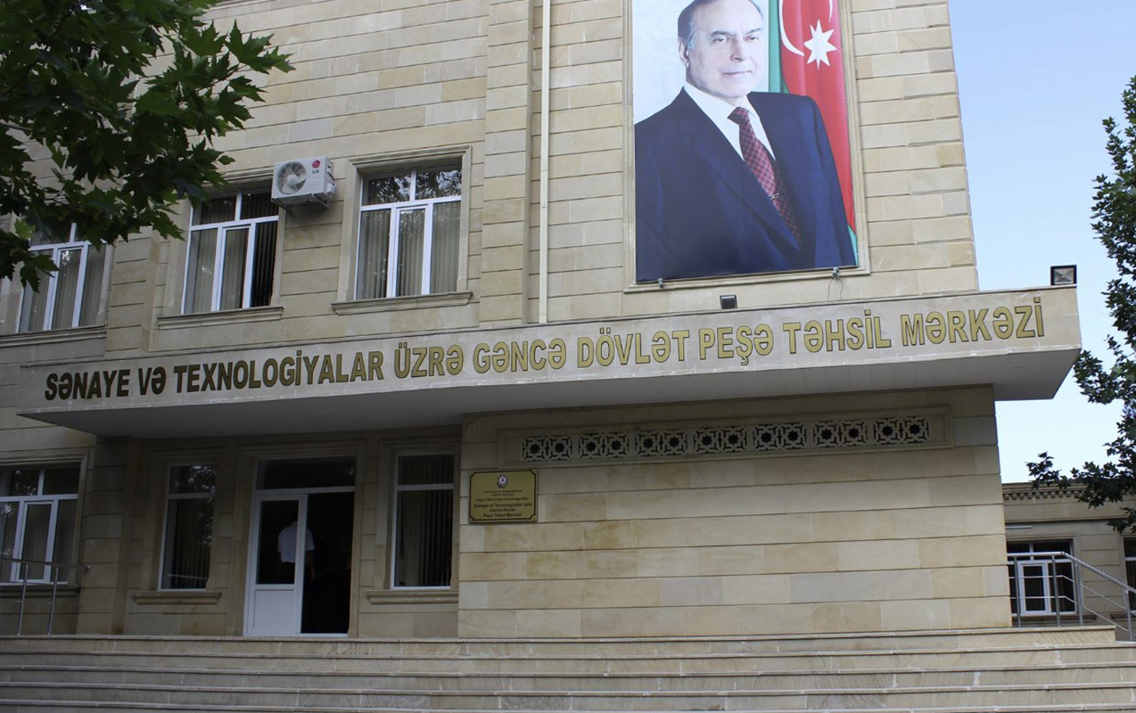 Gəncədə tələbə dərs vaxtı öldü