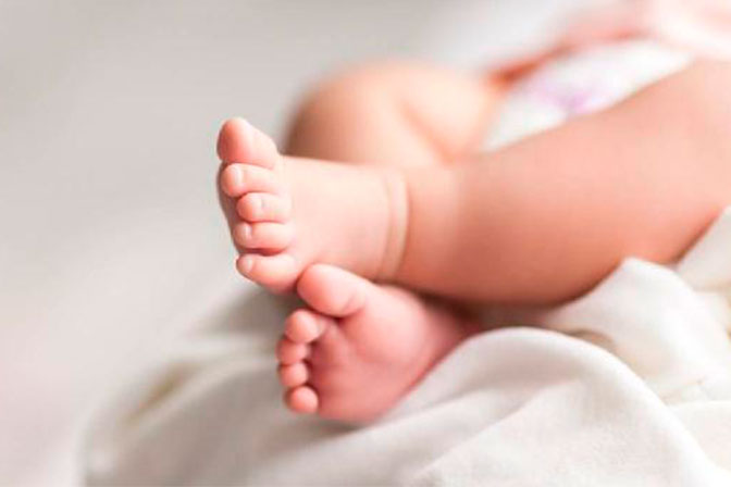 Şəkidə 1 yaşlı körpə qəfil öldü