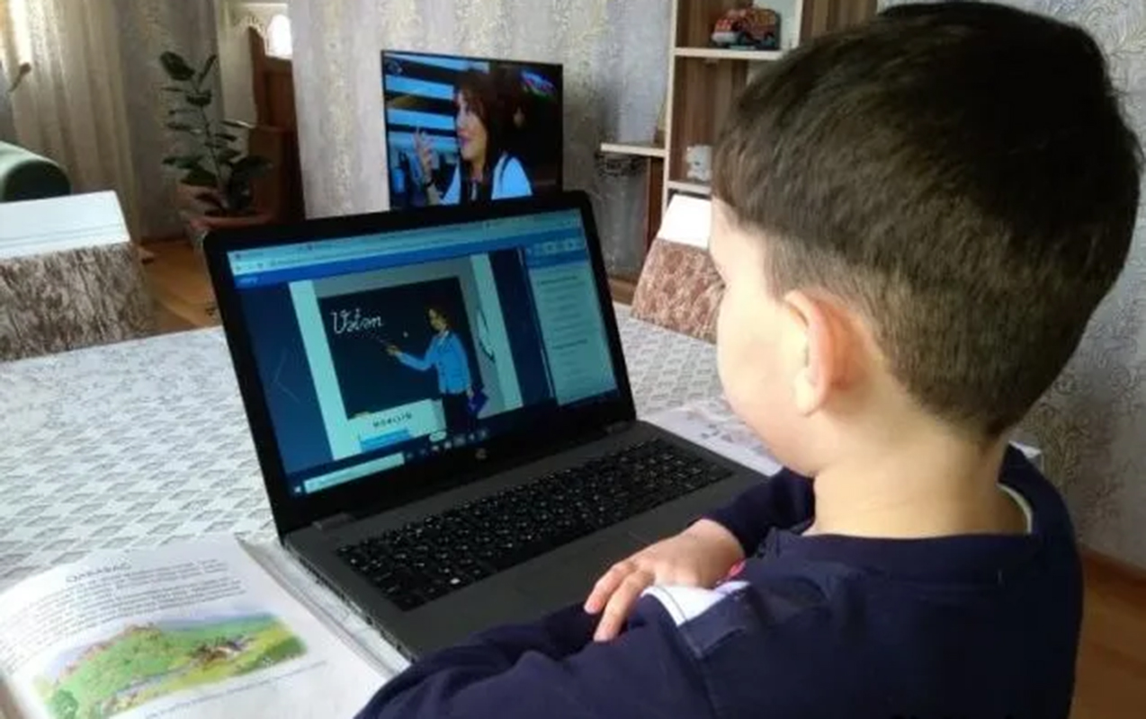 Bu məktəblərdə distant təhsilə başlanıldı