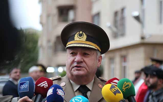 Nazir generalı təqaüdə göndərdi