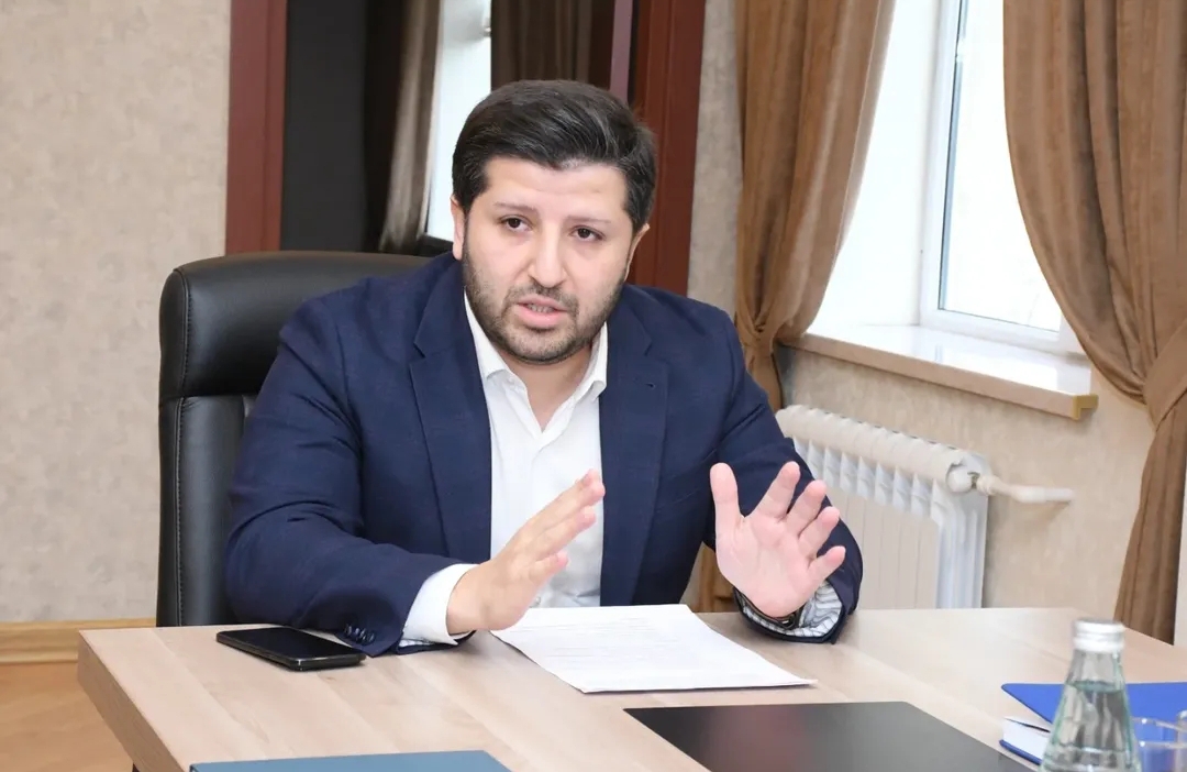 Agentliyin direktoruna yeni köməkçi TƏYİN OLUNDU