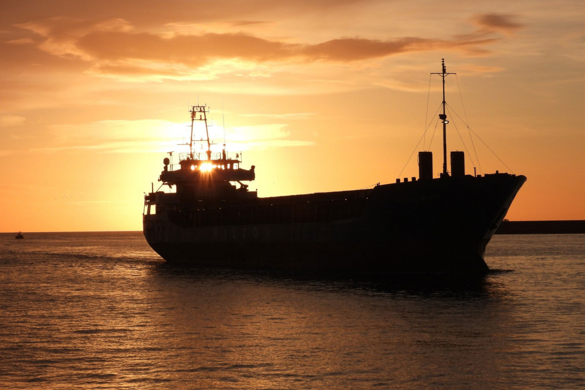 İranın yük gəmisi Xəzər dənizində qəzaya uğradı