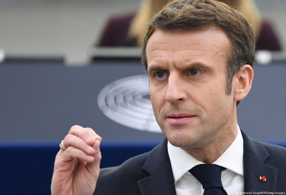 Makron Avropanın Trampın rüsum siyasətinə cavab verəcəyini deyib