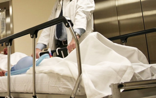 Mingəçevirdə evdə yanğın zamanı xəsarət alan şəxs xəstəxanada ölüb