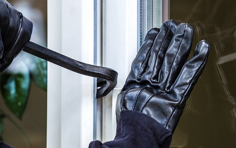 Xətaidə evlərdən oğurluq edən şəxs saxlanılıb