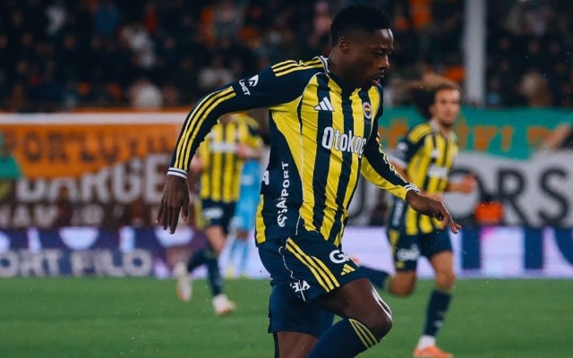 “Fənərbağça” səfərdə üç xal qazandı