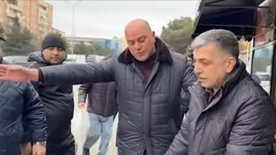 "Bu məmur eyni qəddarlığı tikinti maqnatlarına, bar-klub sahiblərinə göstərə bilərmi?"