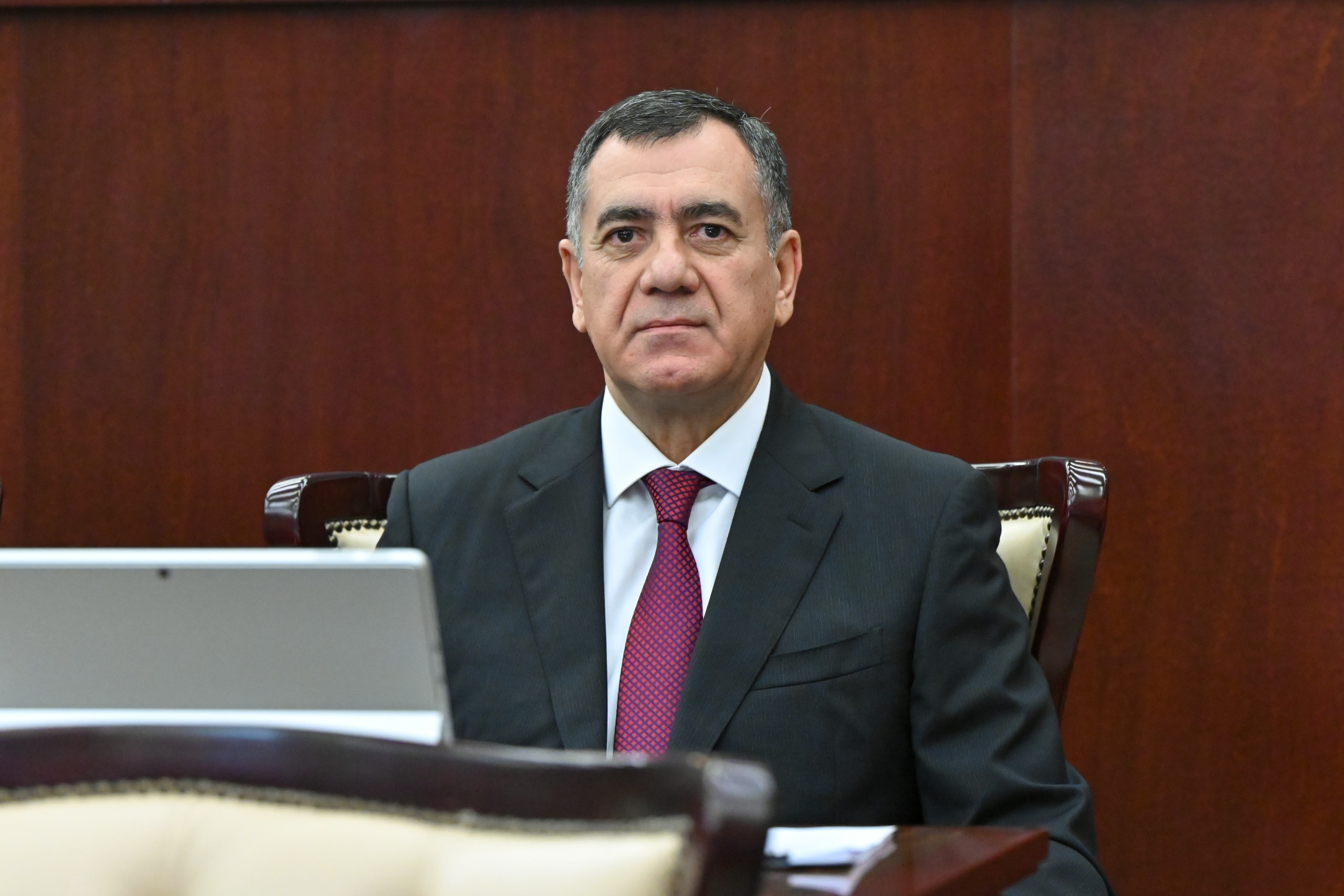 “Hava qaralan kimi insanlar təşvişə düşür” – Deputatdan itlərlə bağlı XƏBƏRDARLIQ