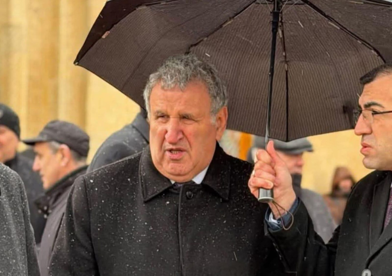 "Mənim heç vaxt çətirim olmayıb" - İsa Həbibbəyli