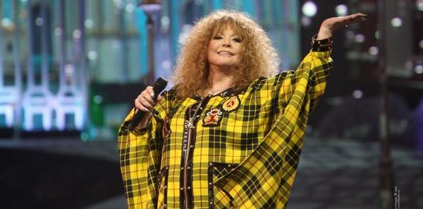 Alla Puqaçova səhnəyə qayıdır