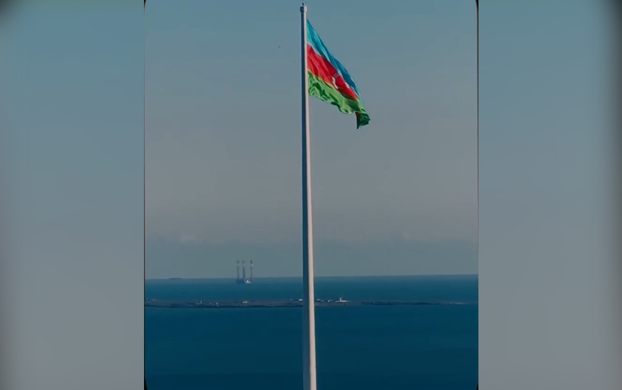 “Ayntraxt” Bakıdan paylaşım etdi - Video