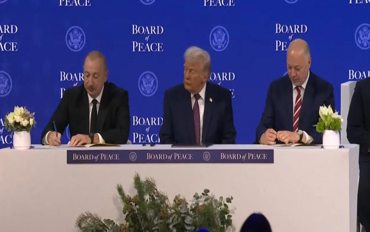 İlham Əliyev "Sülh Şurasının Nizamnaməsi" sənədinin imzalanma mərasimində iştirak edir - VİDEO