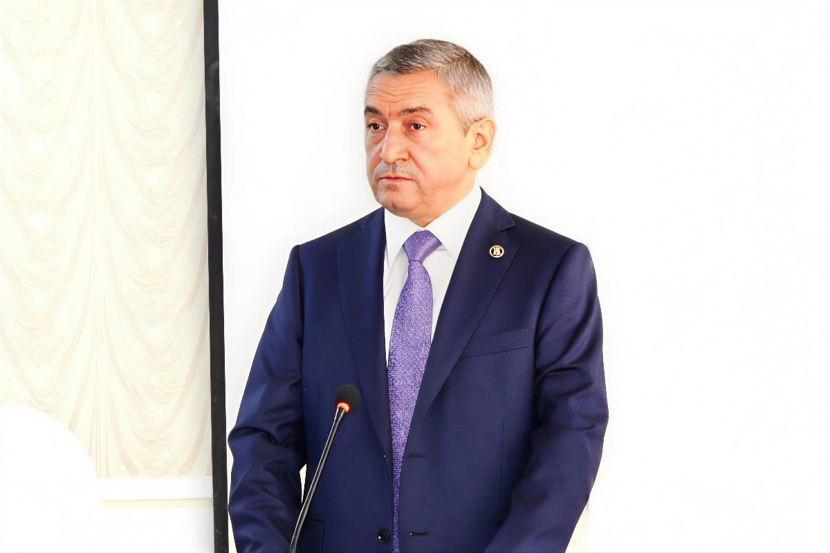 Adil Vəliyev əmr imzaladı - İcra hakimiyyətində kadr islahatları