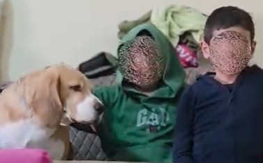 Bakıda ana iki uşağını gözəllik salonunda qoyub getdi - Qurumlar hərəkətə keçdi