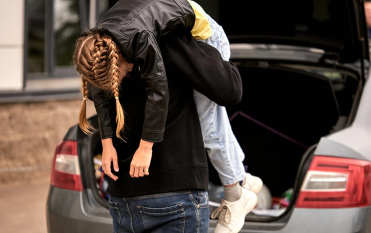 15 yaşlı qızı qaçırdı - məhkəmə azadlığa buraxdı