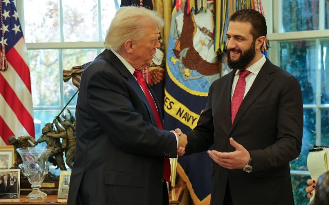 Tramp Suriya Prezidenti ilə möhtəşəm danışıqlar aparıldığını bildirib