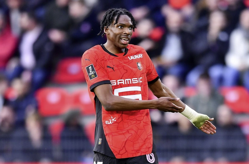 Avropanın aparıcı klubları fransalı futbolçu ilə maraqlanırlar