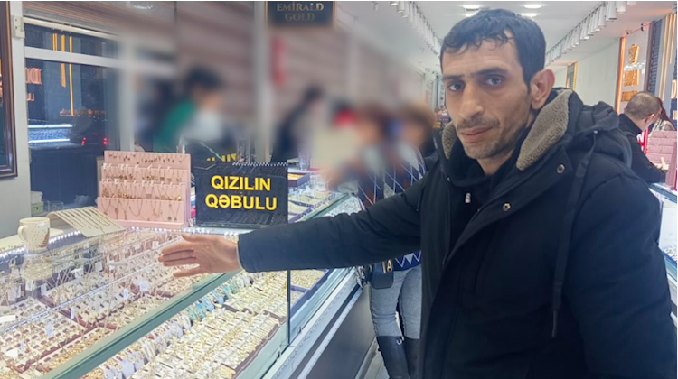 Evdən 2300 manatlıq qızıl-zinət əşyaları oğurlayan şəxs saxlanıldı