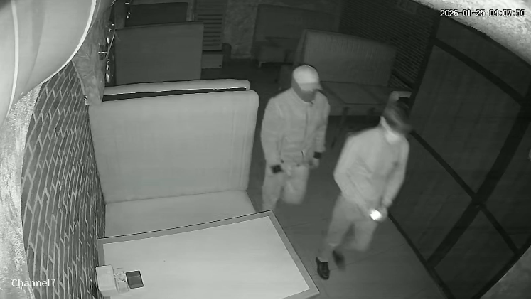 Kafedən oğurluq edən iki şəxs saxlanıldı - VİDEO