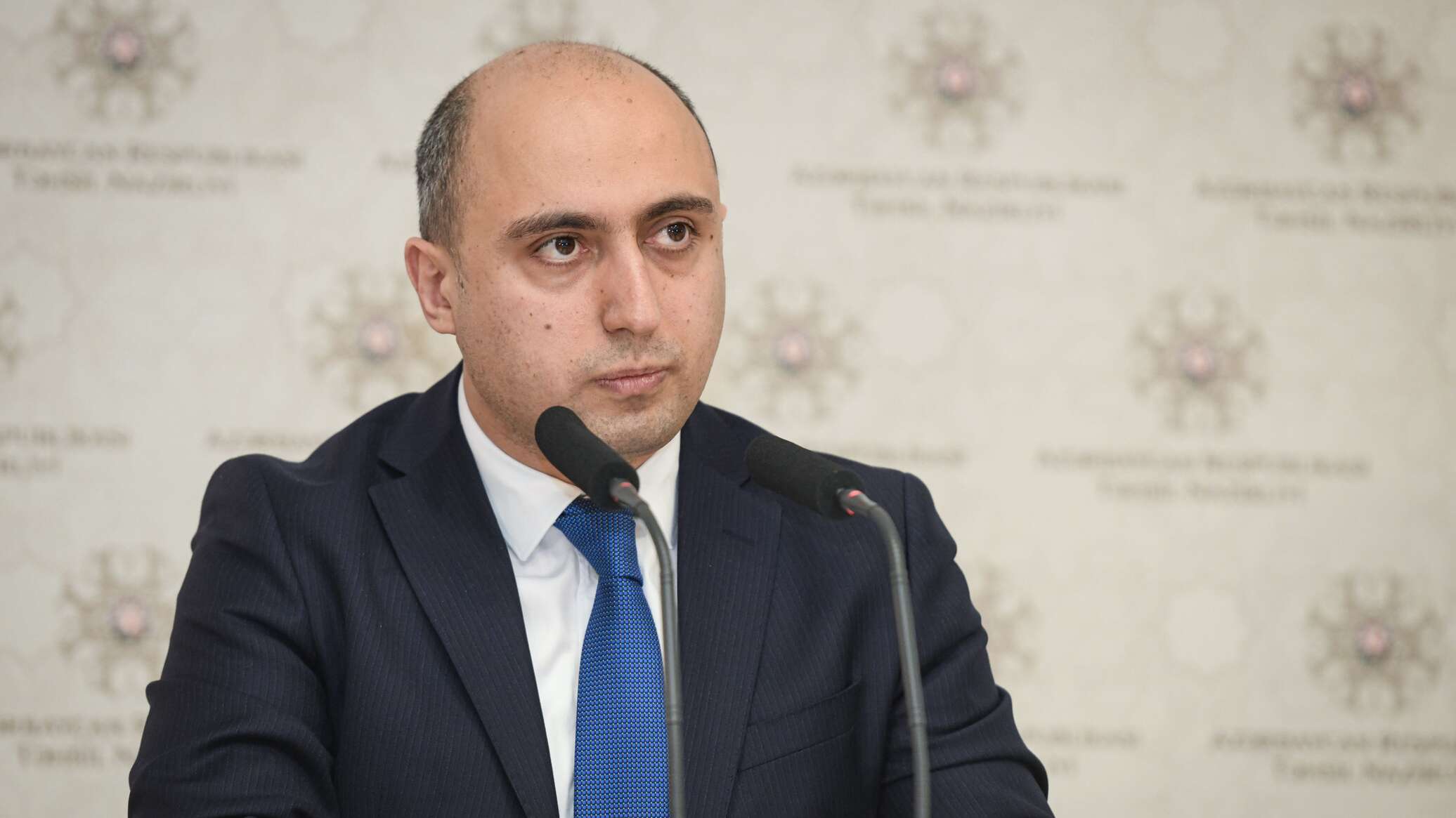 Emin Əmrullayev BƏƏ-də Dünya Hökumət Sammitində iştirak edib