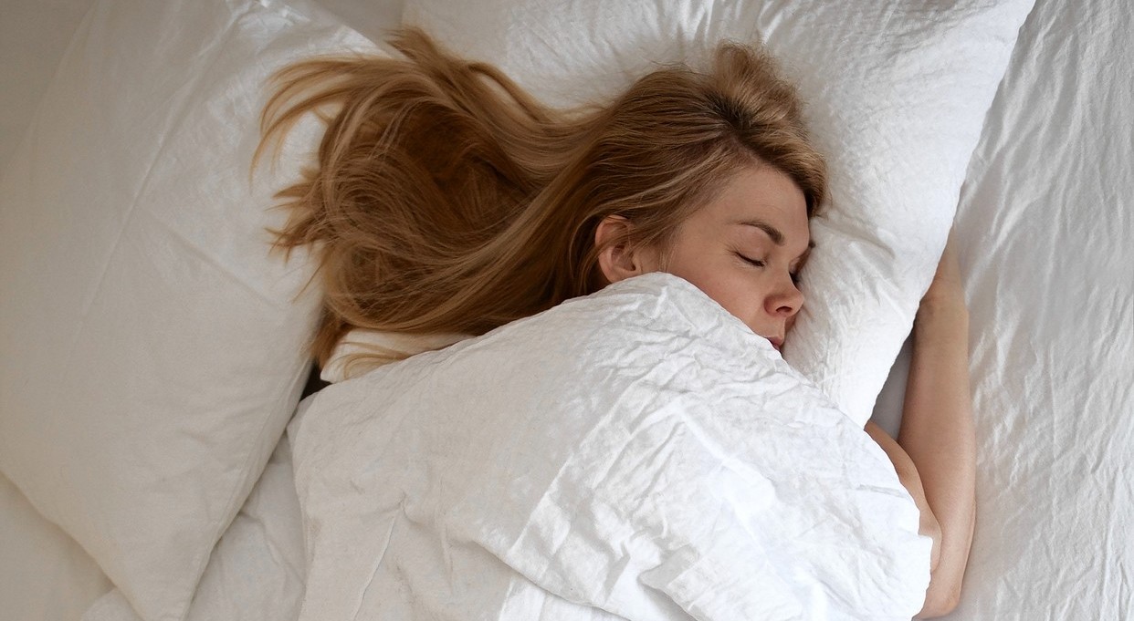 Depressiyaya düşən qadın 56 gün yatdı