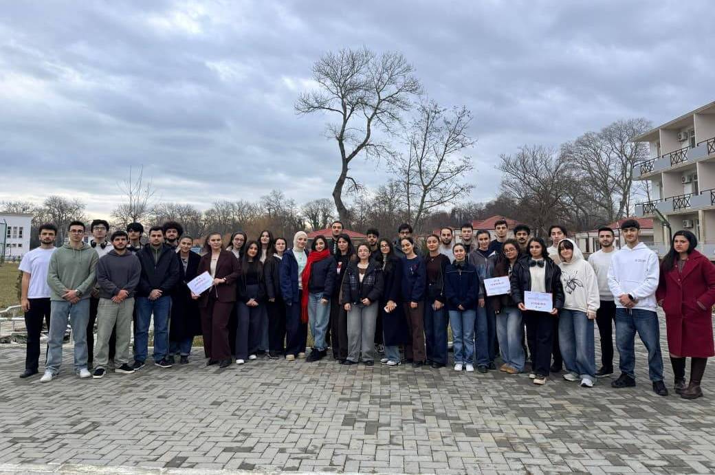 Tələbələr üçün ixtisas yönümlü qış düşərgələri başa çatdı