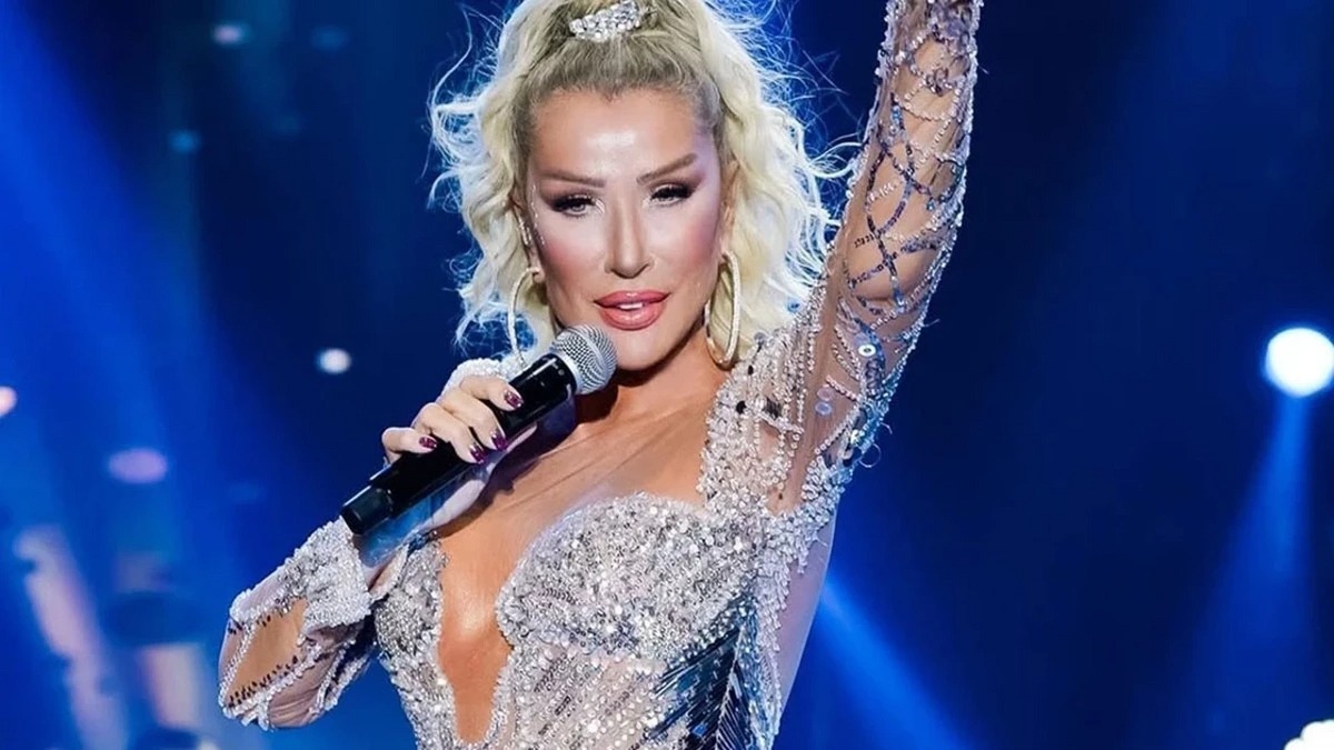 Türkiyənin ən varlı qadın müğənnisi odur