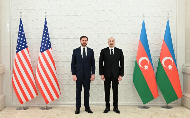 İlham Əliyev: Cey Di Vens bizim dostumuzdur