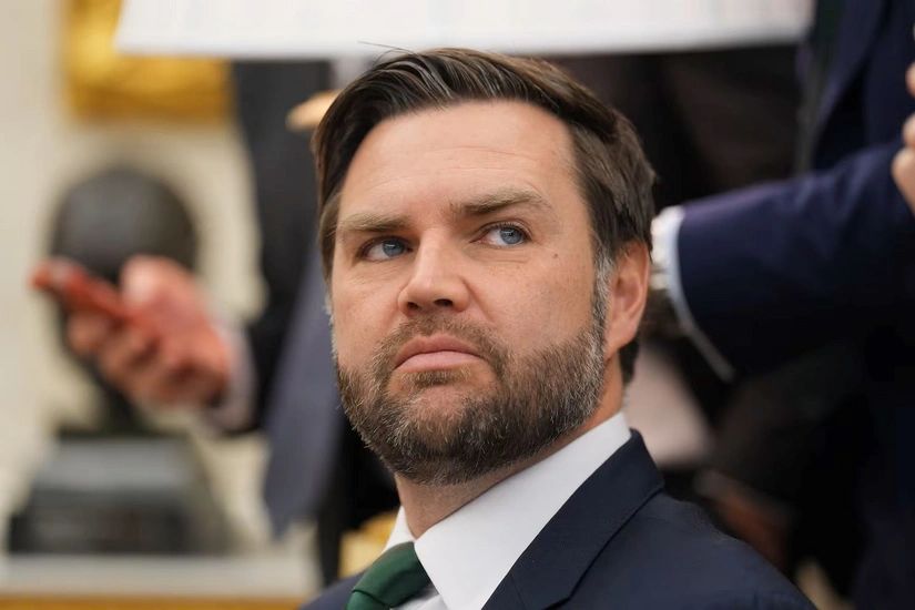 Cey Di Vens: Üç lider Əliyev, Paşinyan, Tramp Cənubi Qafqazda sülhü mümkün etdi