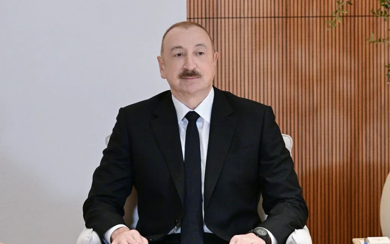 İlham Əliyev: Regional nəqliyyat qovşaqlarında qonşularla yaxşı münasibətlər olmalıdır